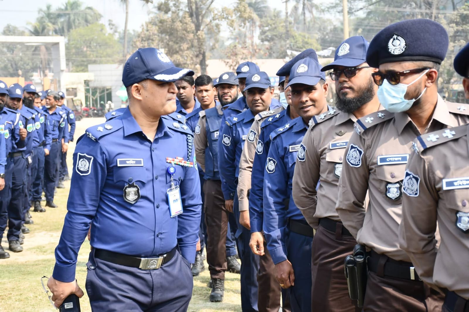 ত্রয়োদশ জাতীয় সংসদ নির্বাচন ও গণভোট- ২০২৬ উপলক্ষে পাবনা পুলিশ লাইনস্ মাঠে ব্রিফিং প্যারেড অনুষ্ঠিত