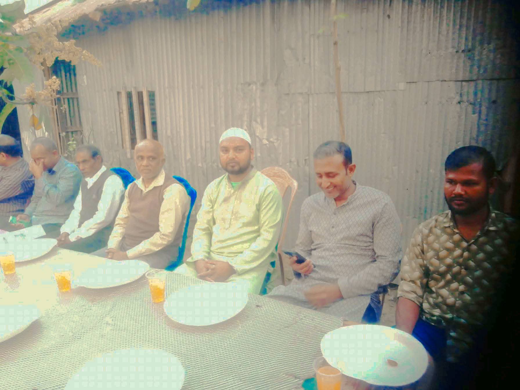 পলাশবাড়ীর রেখারাণী স্কুলের আয়োজনে ইফতার ও দো’আ মাহফিল
