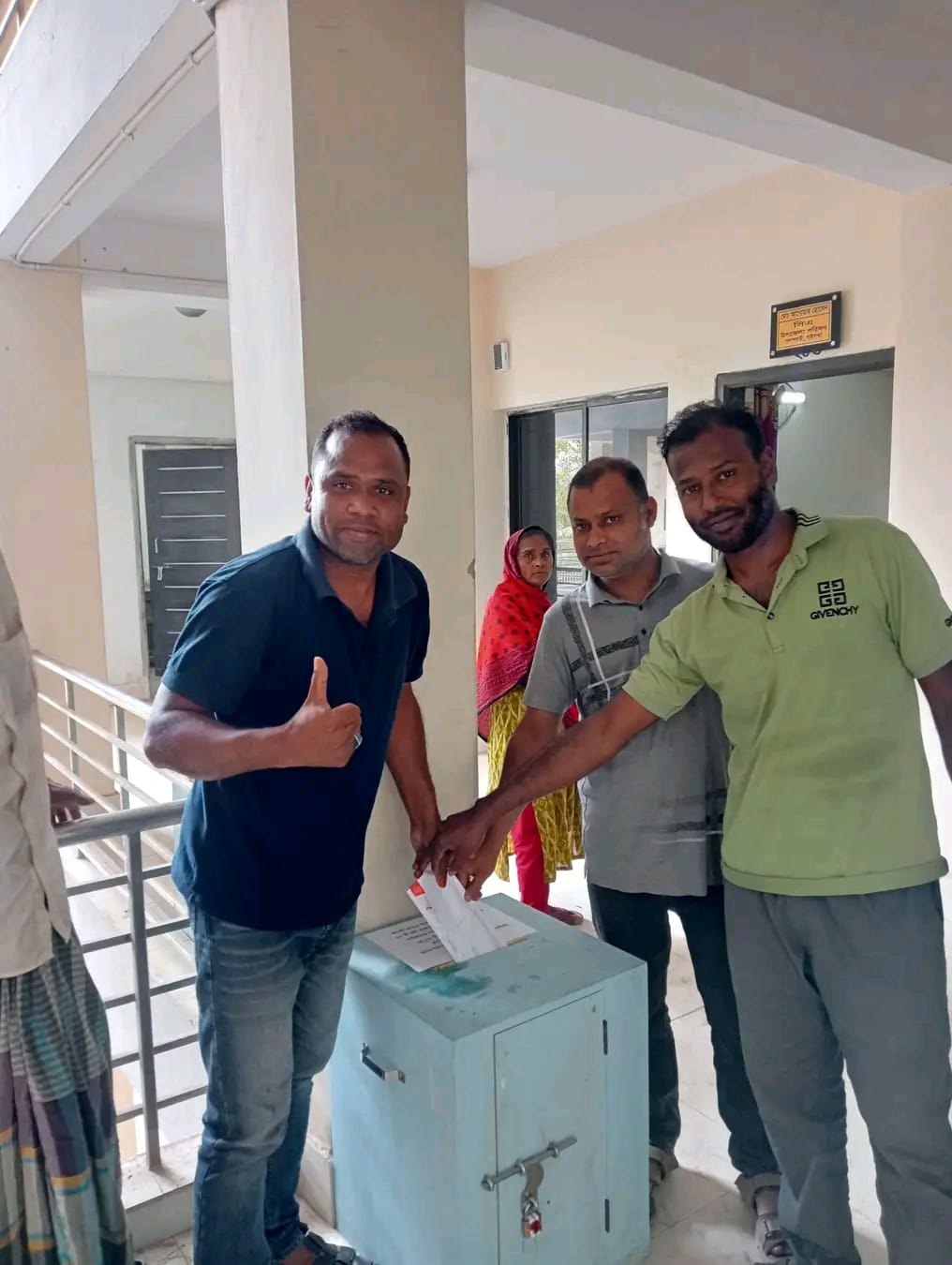 পলাশবাড়ীতে হাট ইজারাদার এর দায়িত্বে পেলেন যুবদলের নেতা মামুন।