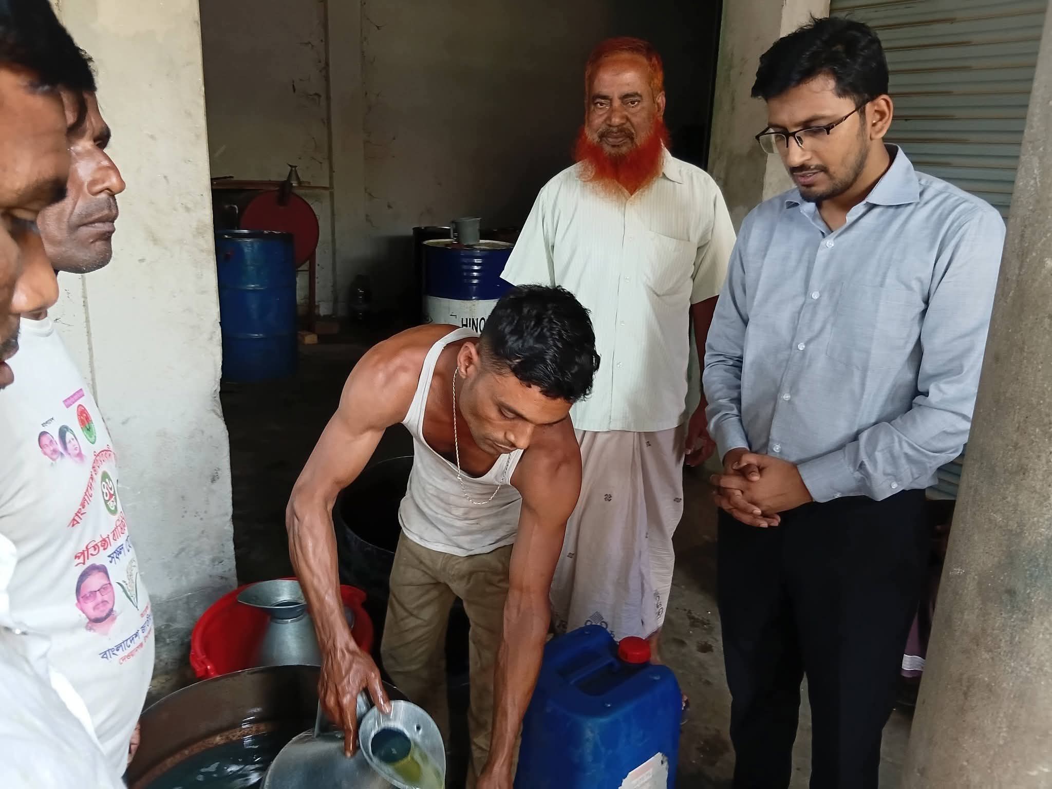 দেওয়ানগঞ্জে বোরো চাষীদের অগ্রাধিকার ভিত্তিতে জ্বালানি তেল সরবরাহ শুরু